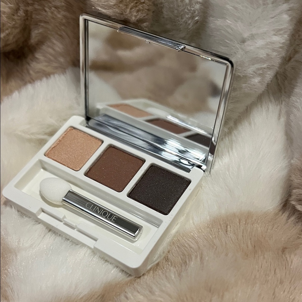 NEW Clinique Limited Edition All About Shadow Trio Neutral-Seashell-Morning Java